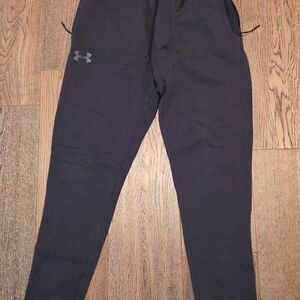 Under Armour - Mens - Medium (Fitted) - Cold Gear - Cotton - Tapered Athletic Pa